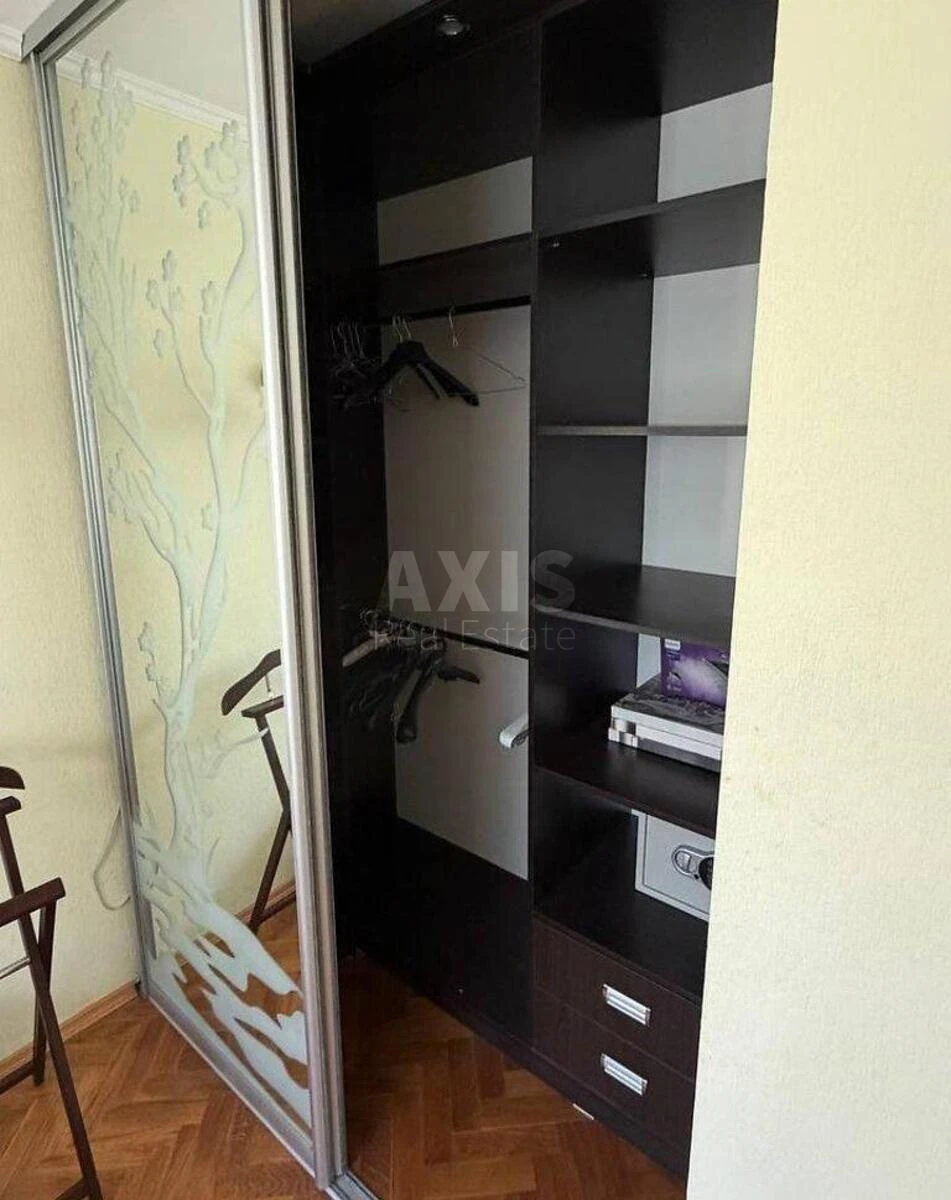 3к квартира ул. Антоновича 103А6876415