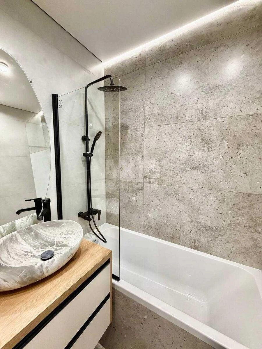 1k apartment vul. Brativ Shemetiv 7687386
