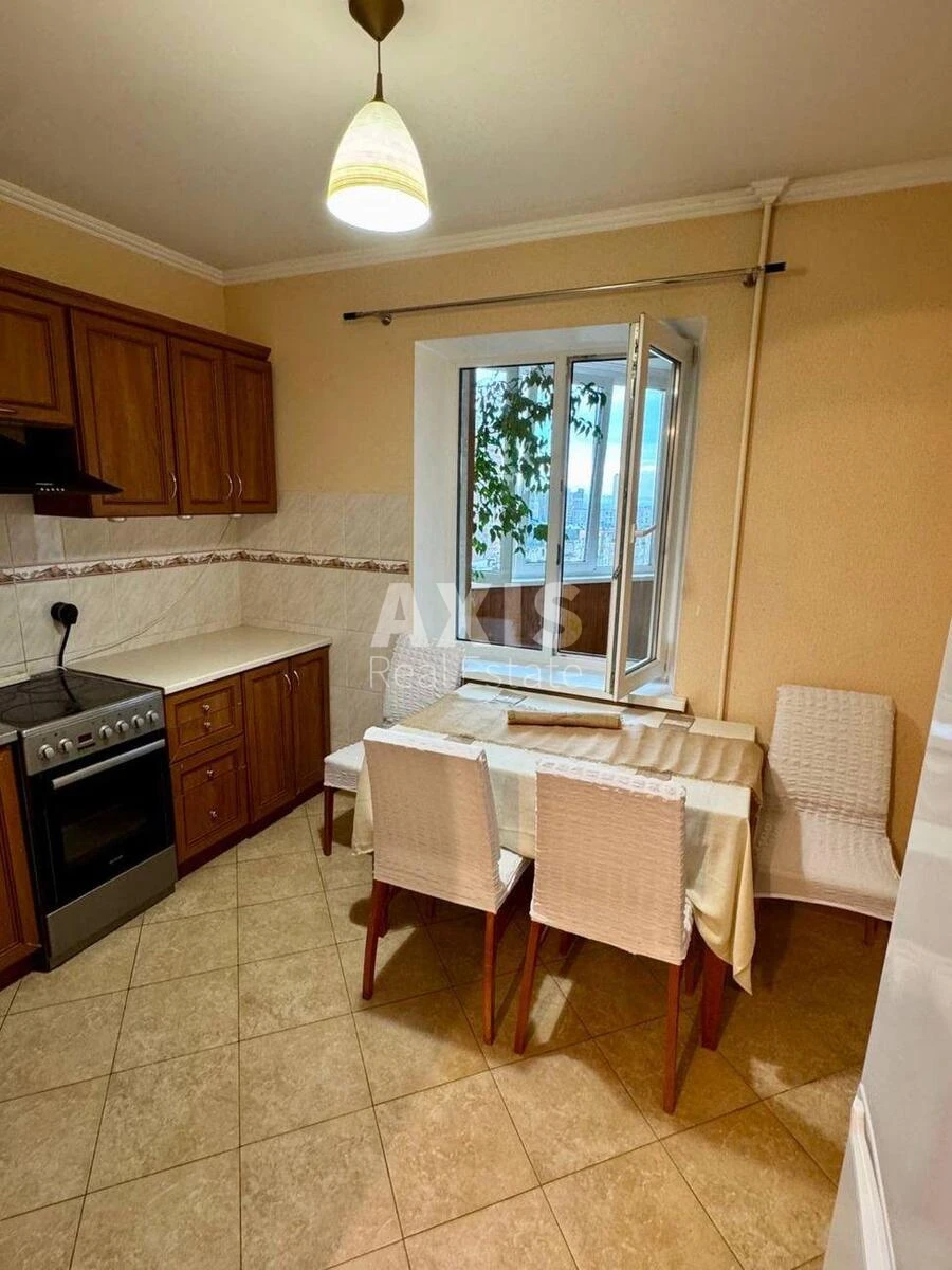 3к квартира ул. Oleksandry Ekster 14682420