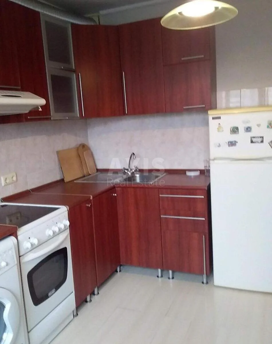 1к квартира пров. Голосіївський 19