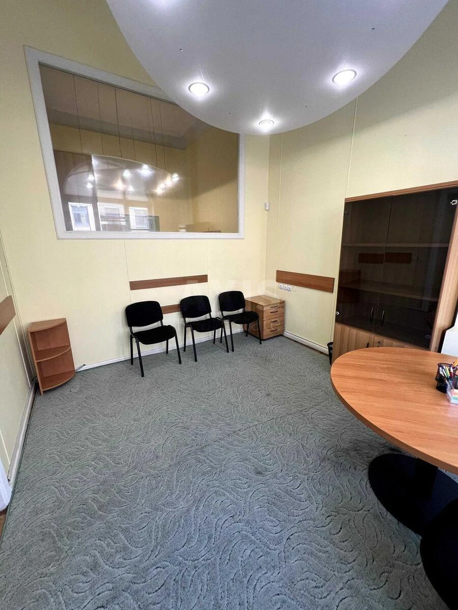 Офис ул. Евгения Чикаленко 45/2, 100м27062110