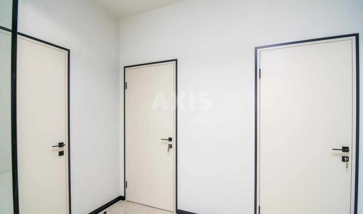 Office vul. Kudri Ivana 26, 140m2673198