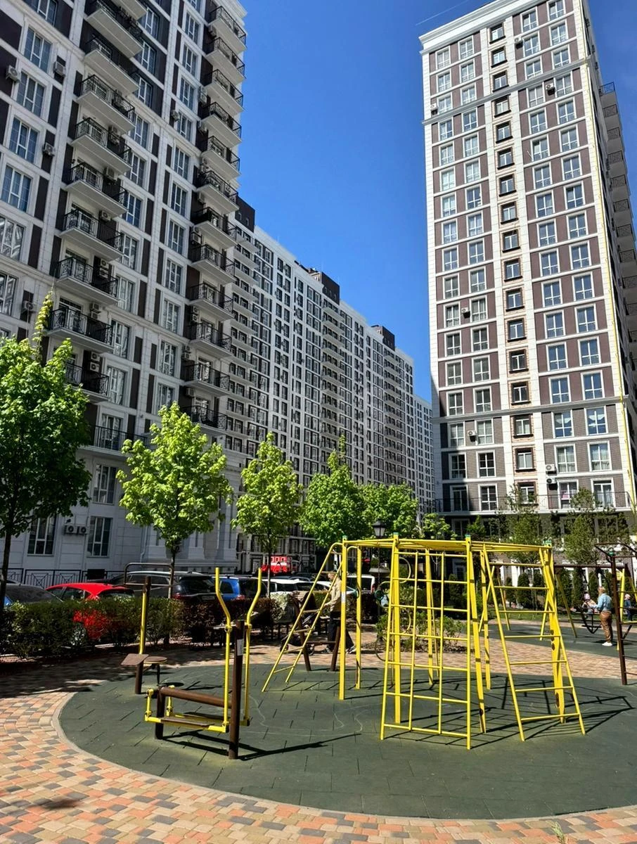 2к квартира ул. Михаила Максимовича 246576615