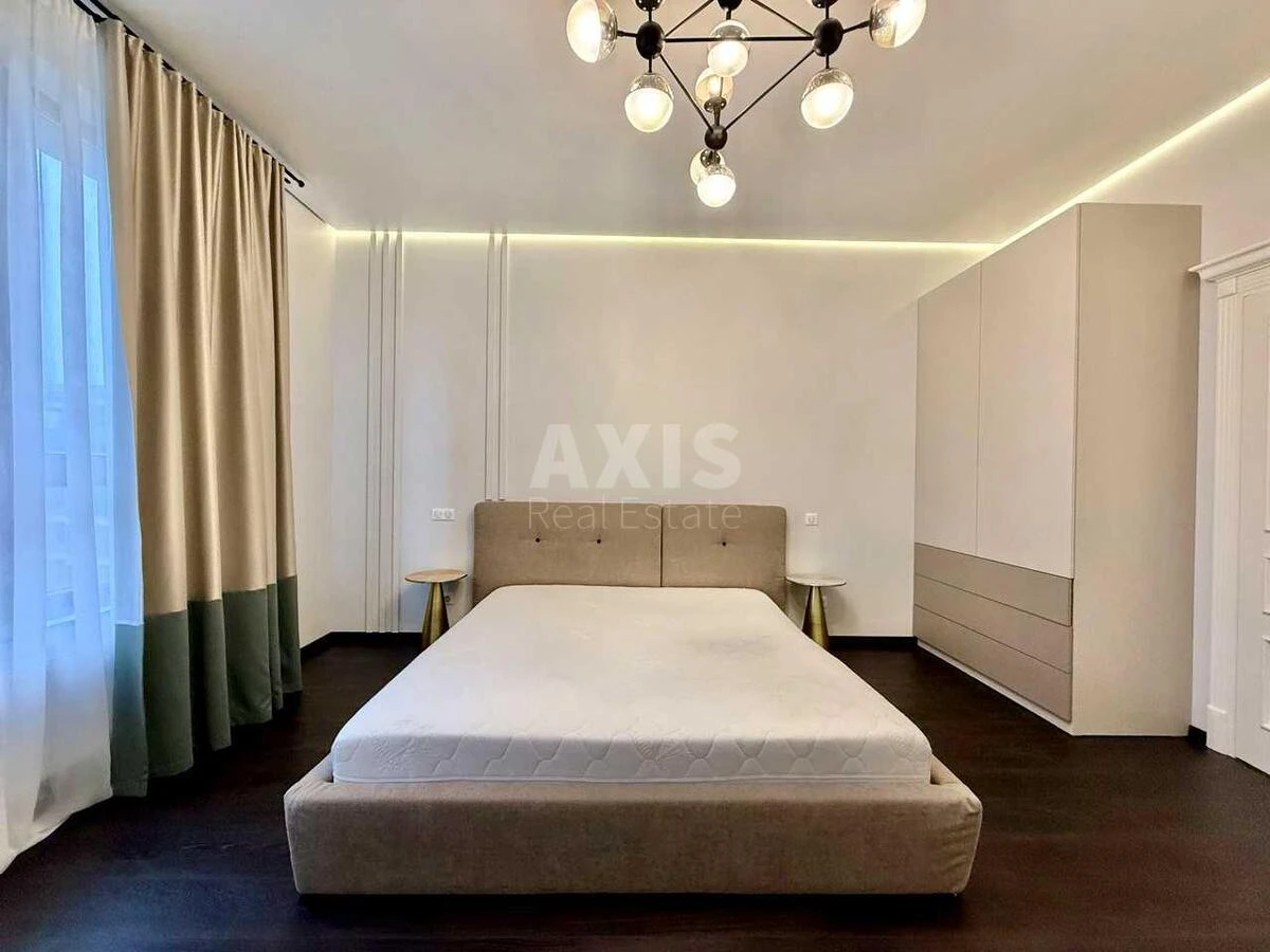 2к квартира ул. Александра Конисского 22А705665