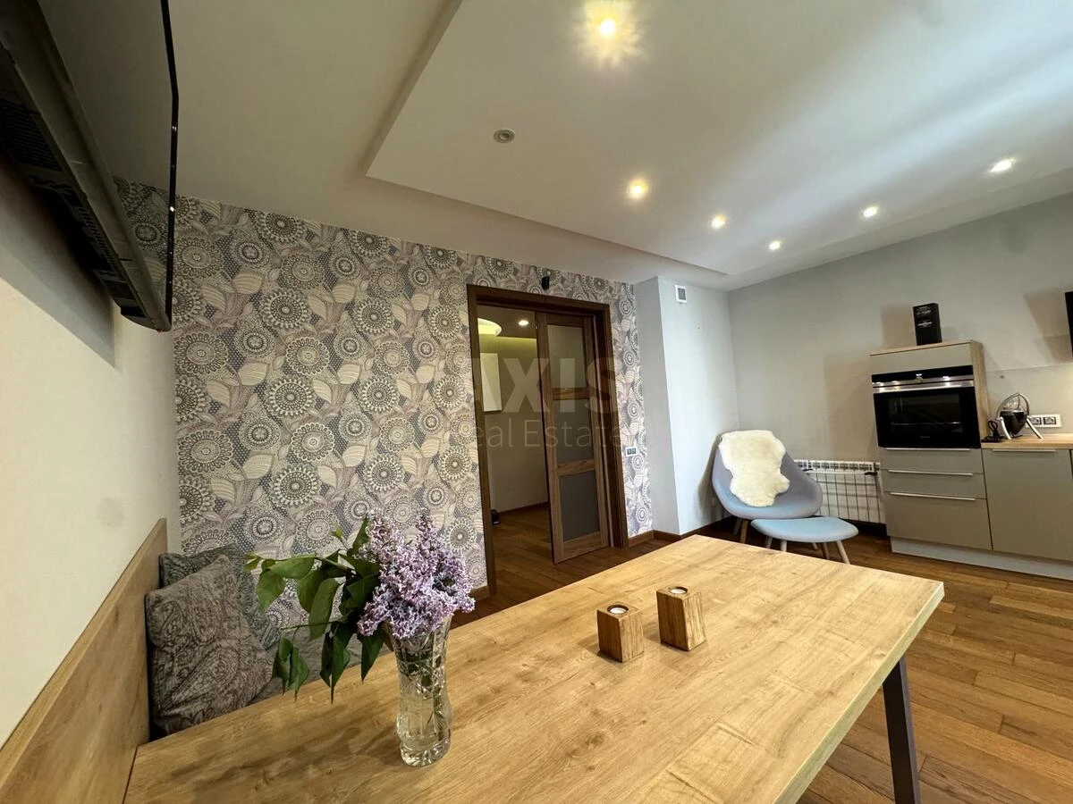 3k apartment vul. Mezhygirs'ka 28615162