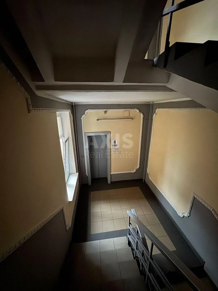 Офис ул. Жилянская 5Б, 250м26436413