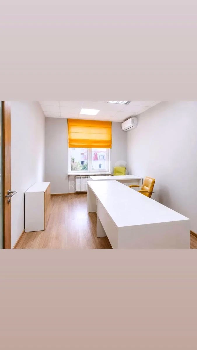 Office vul. Glybochyc'ka 40, 127m2694091
