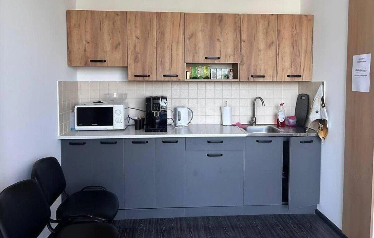 Office vul. Pol'ova 24Д, 293m2651215