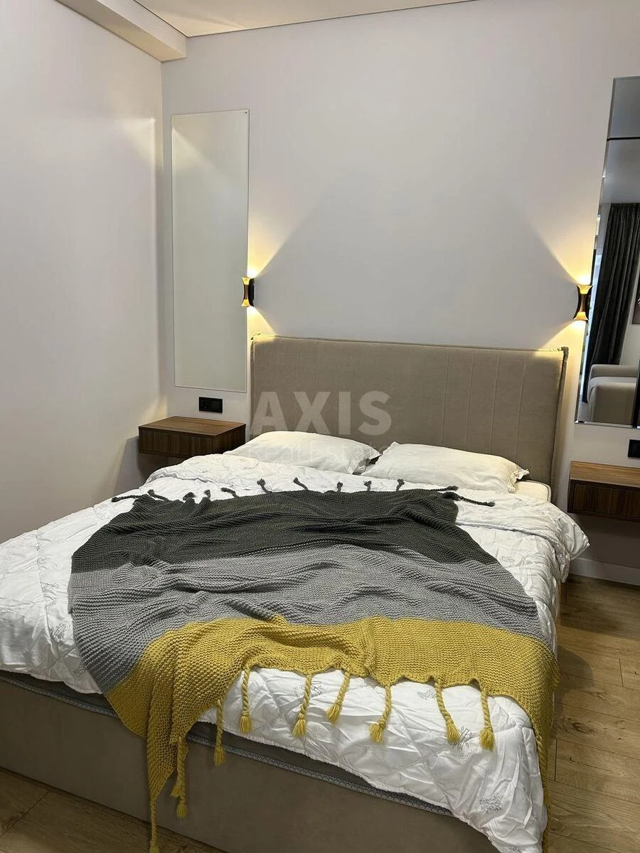 1k apartment vul. Myhajla Maksymovycha 28К682795