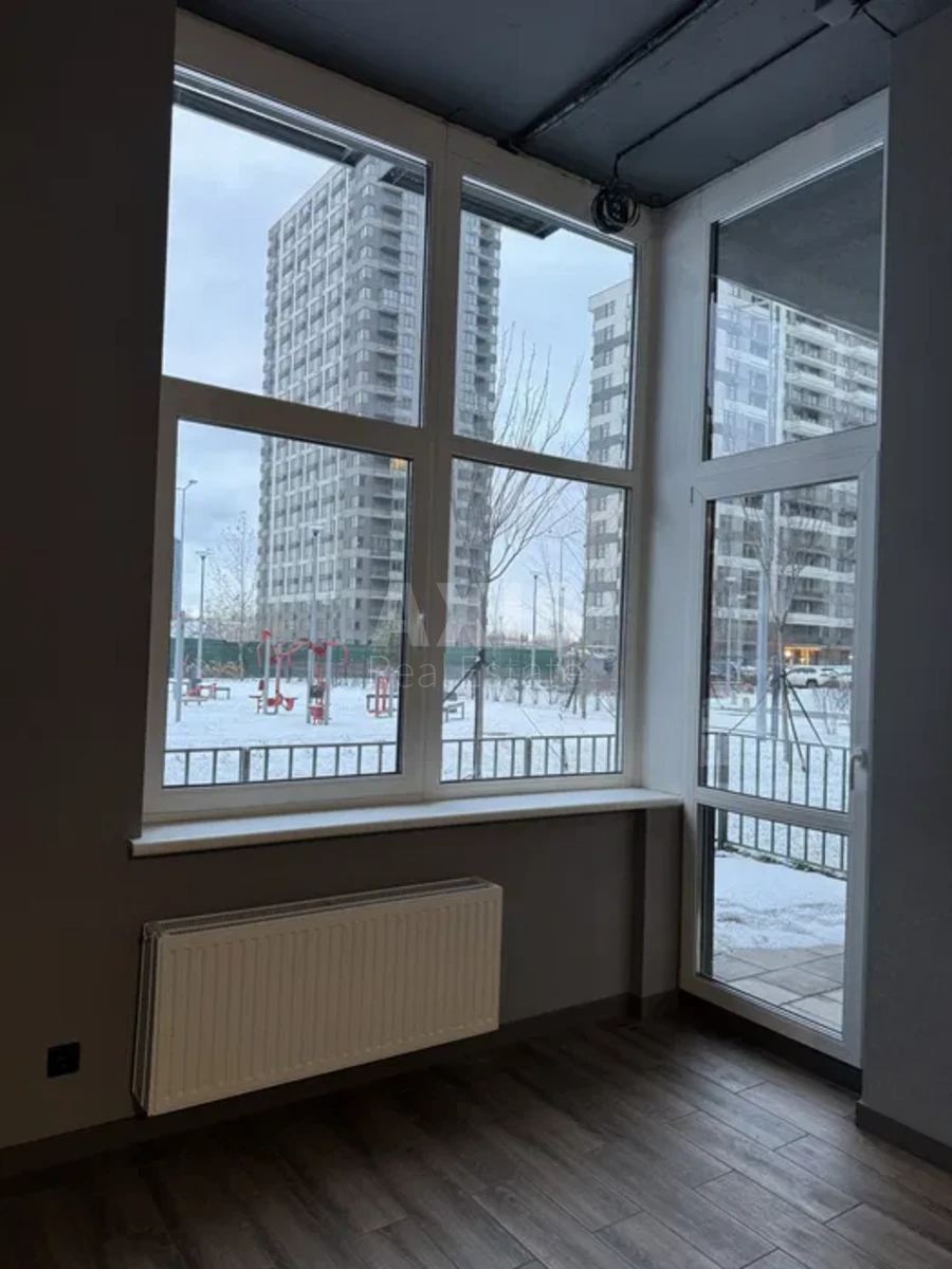 Office vul. Rodyny Kristeriv 20, 54m2460132