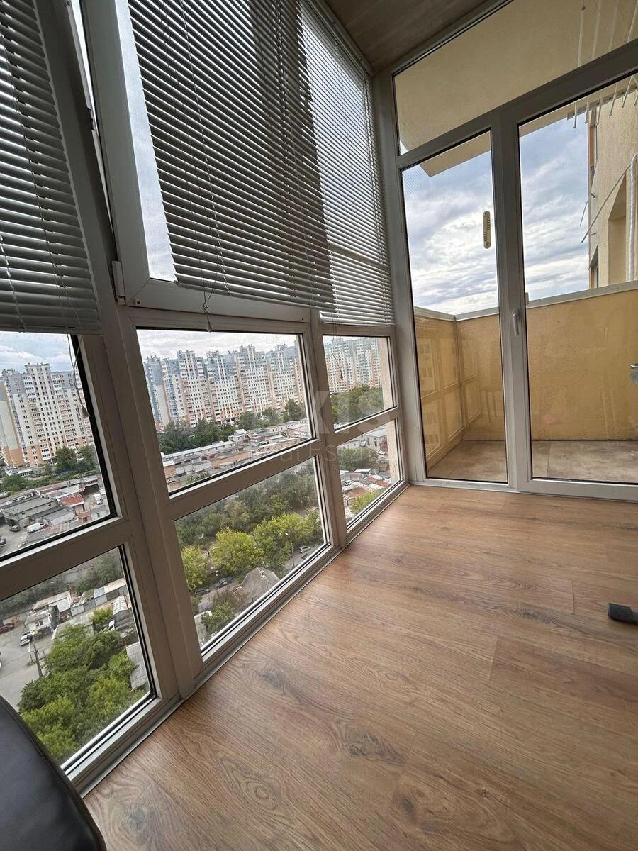 1k apartment vul. Novomostyc'ka 15687954