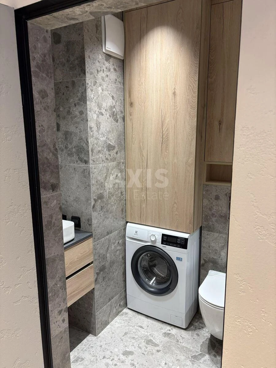 1k apartment pr-t Yevropeyskoho Soyuzu 51703034