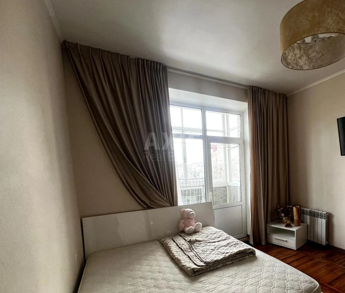 2k apartment vul. Mezhygirs'ka 56/50655504