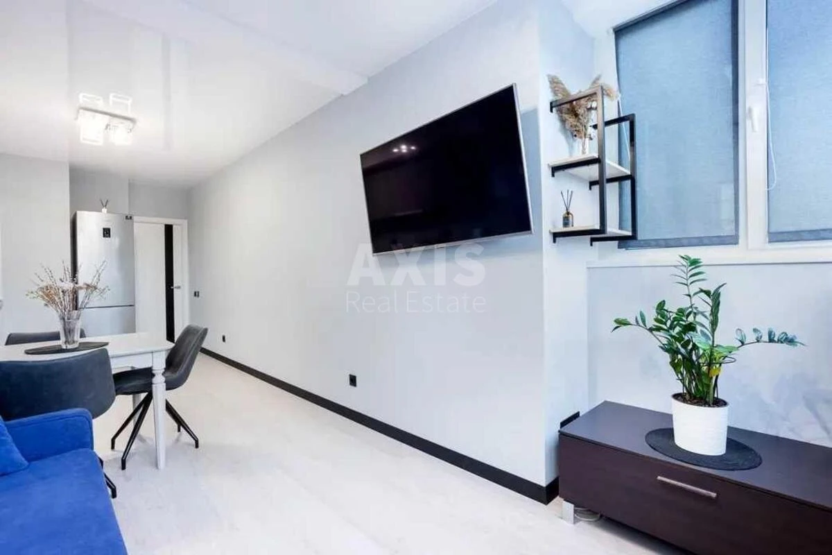 1k apartment prov. Jasynuvats'kyj 11634881