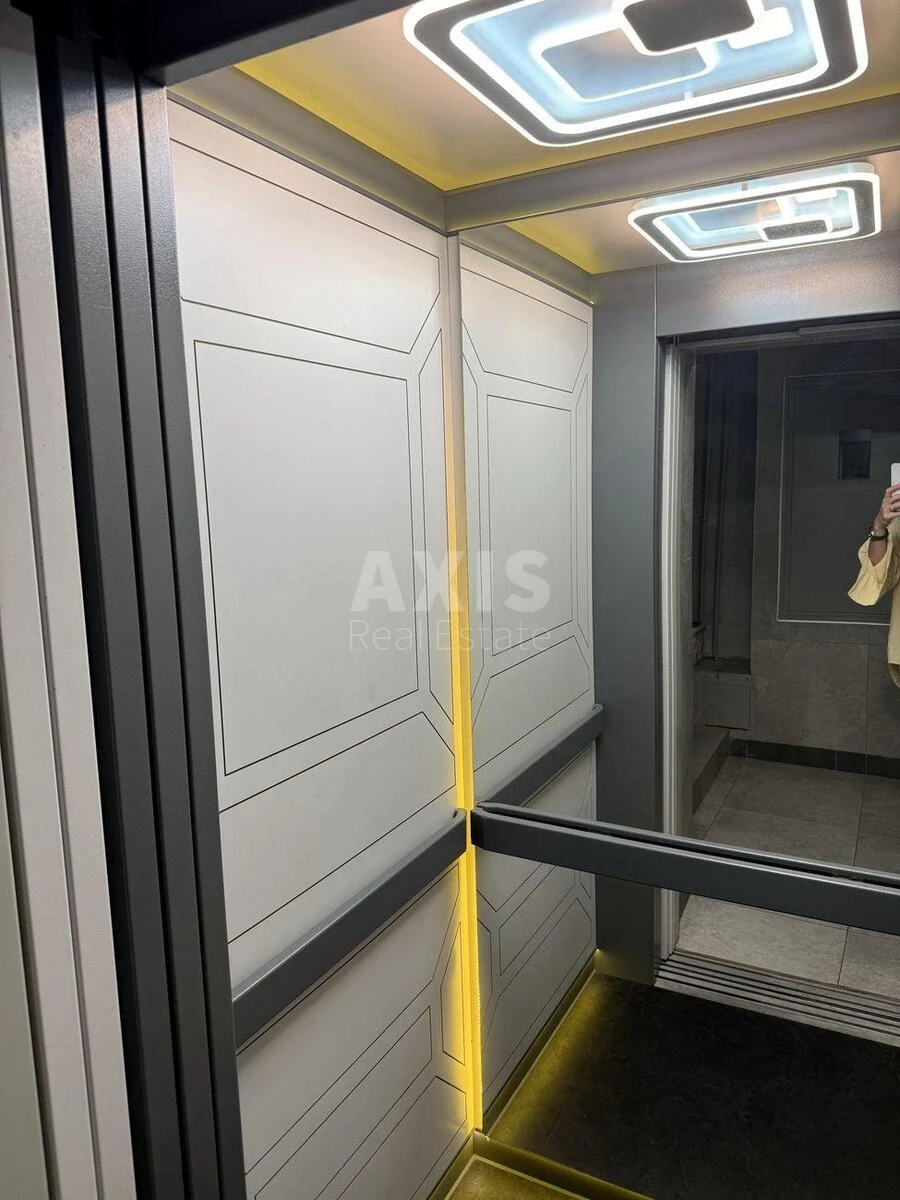 4k apartment vul. Bul'varno-Kudrjavs'ka 365721211