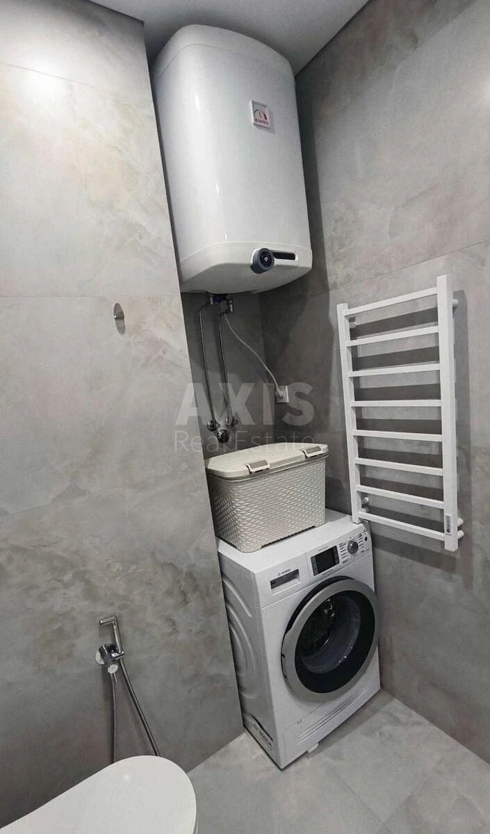 1к квартира ул. Александра Олеся 9А710966