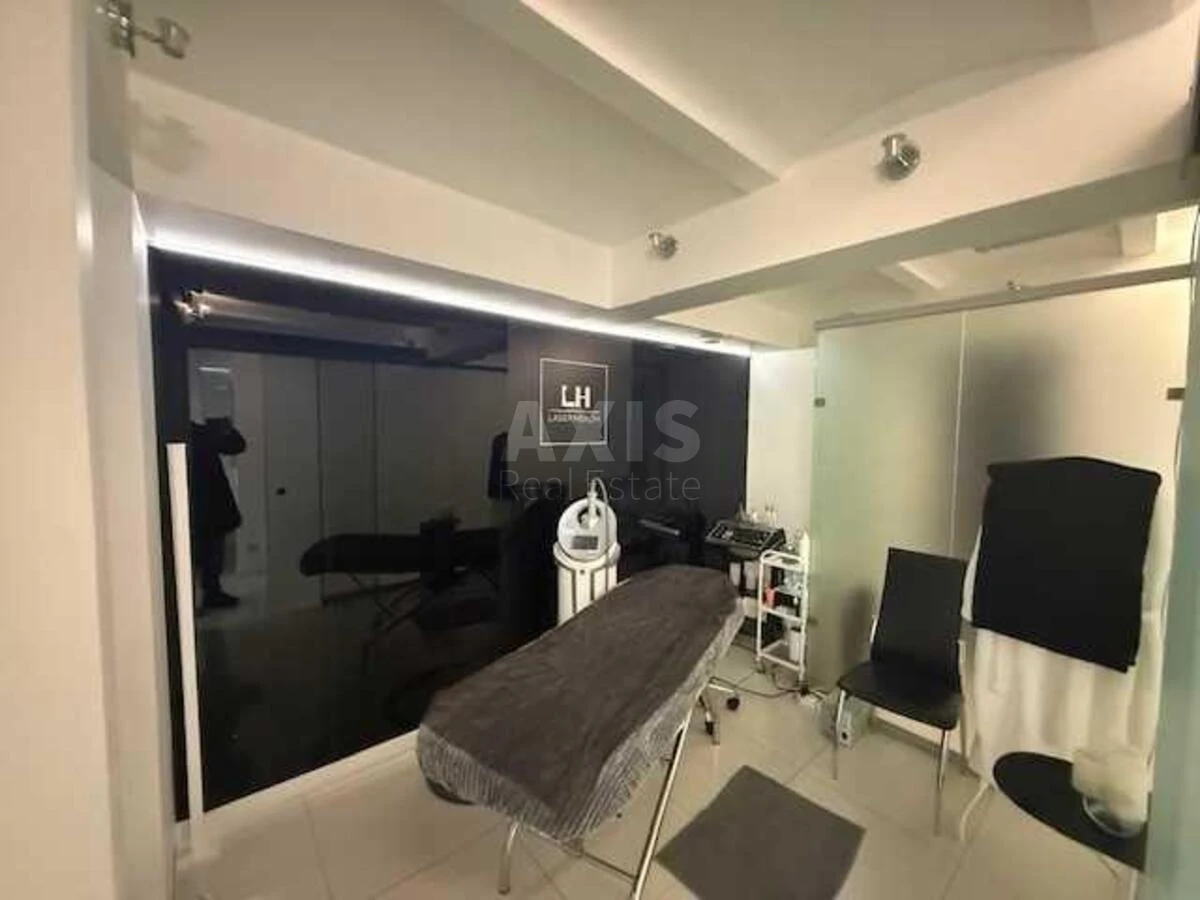 Объект торговли ул. Крещатик 8, 90м2681623