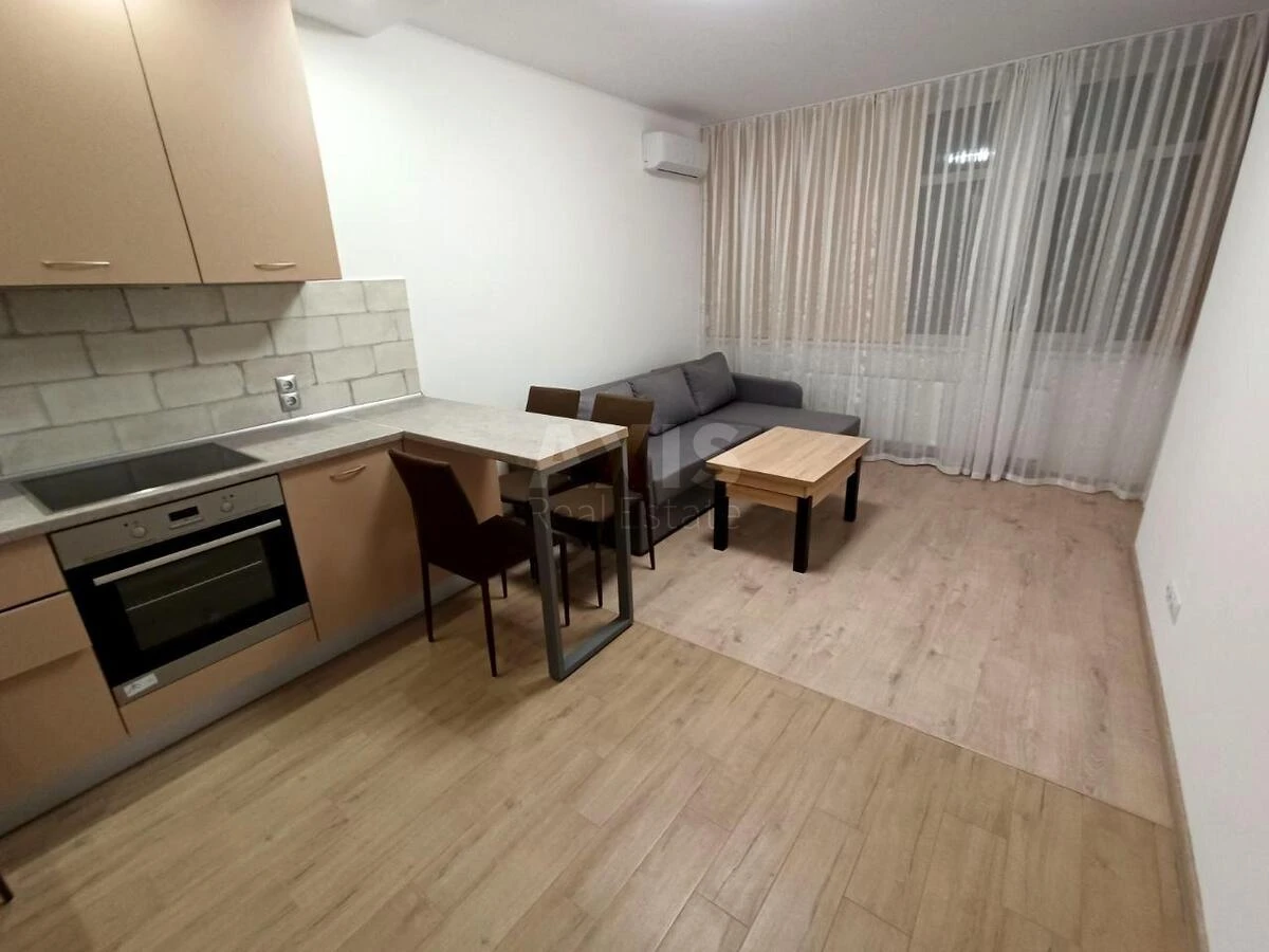 2к квартира ул. Александра Олеся 4Б633031