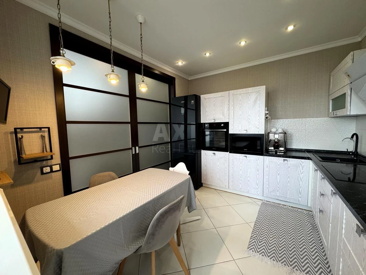 2k apartment pr-t Bazhana Mykoly 8Б670625