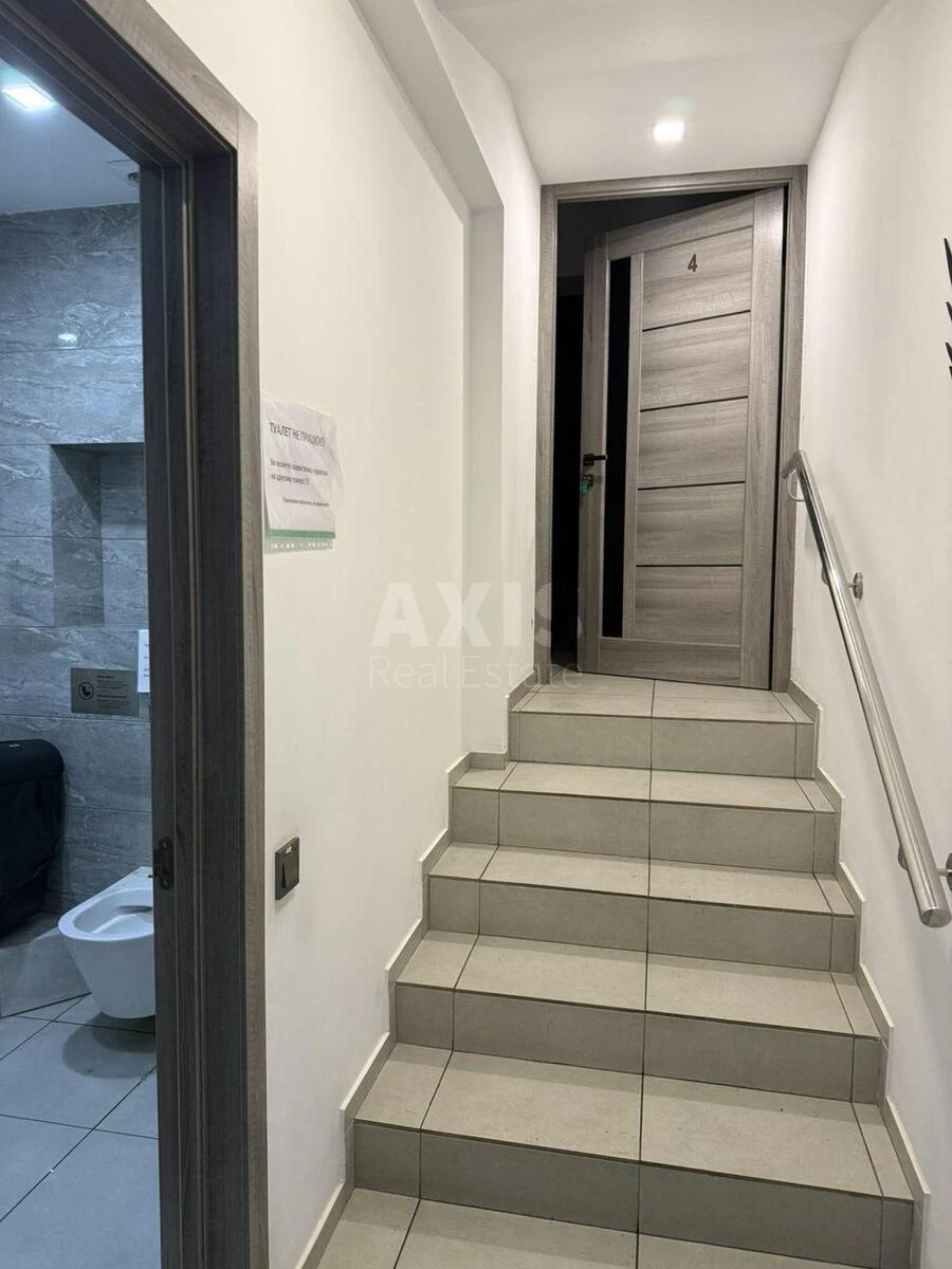 Объект торговли пр-т Григоренко Петра 3Б, 227м2706388