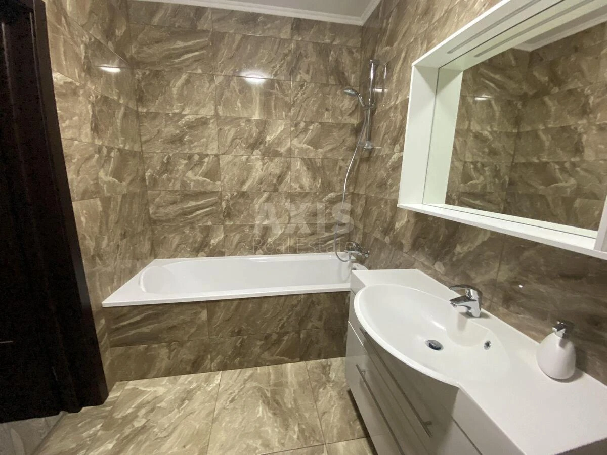 2k apartment vul. Revuc'kogo 76431710