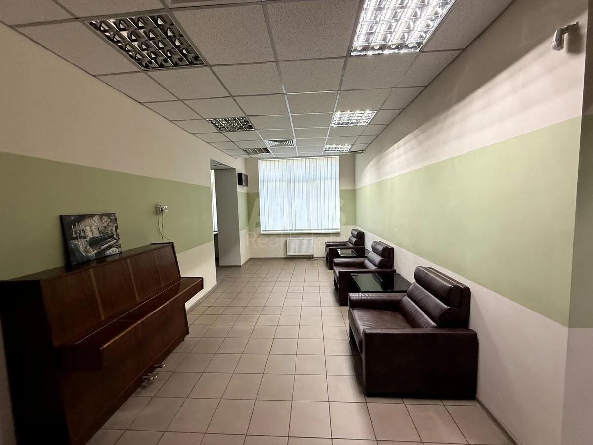 Office vul. Dmytrivs'ka 75, 260m2688410