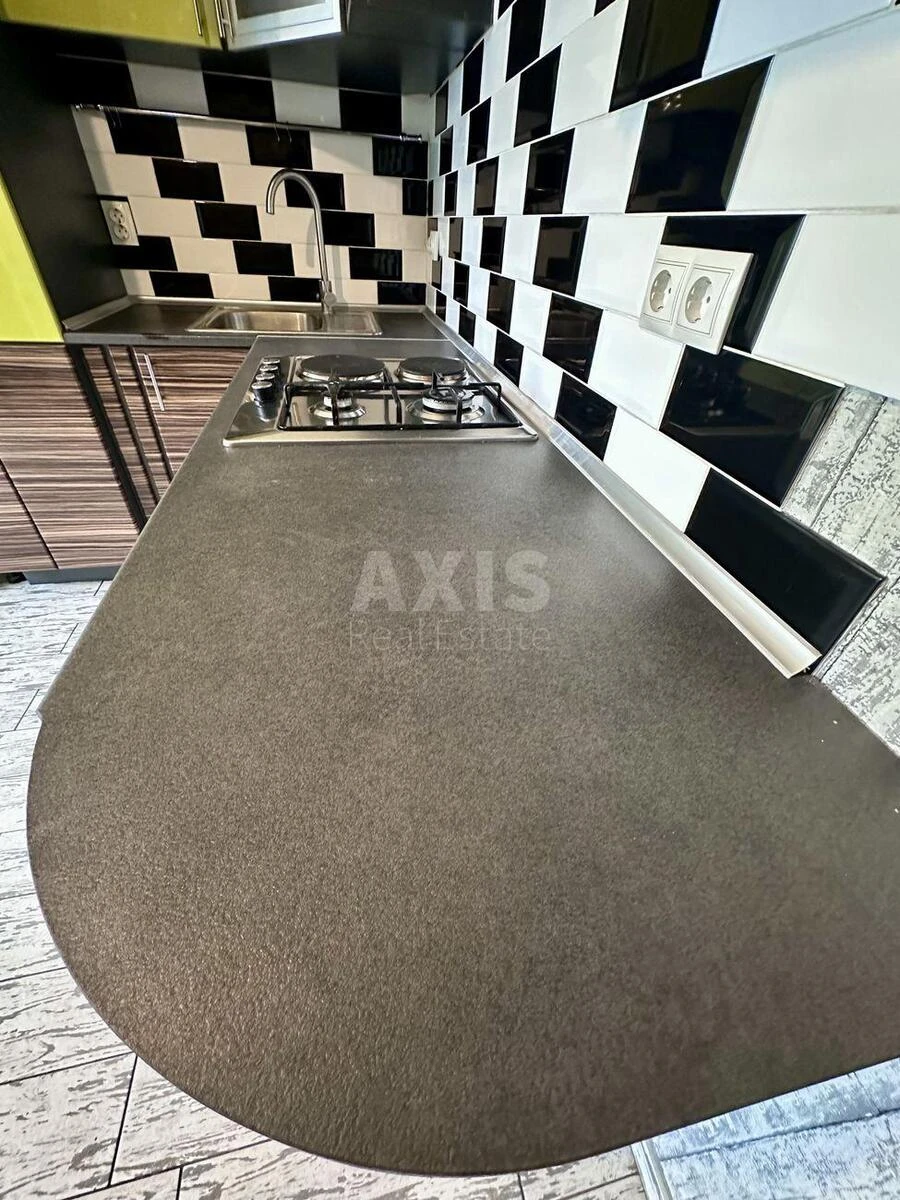 1k apartment vul. Radystiv 32719742