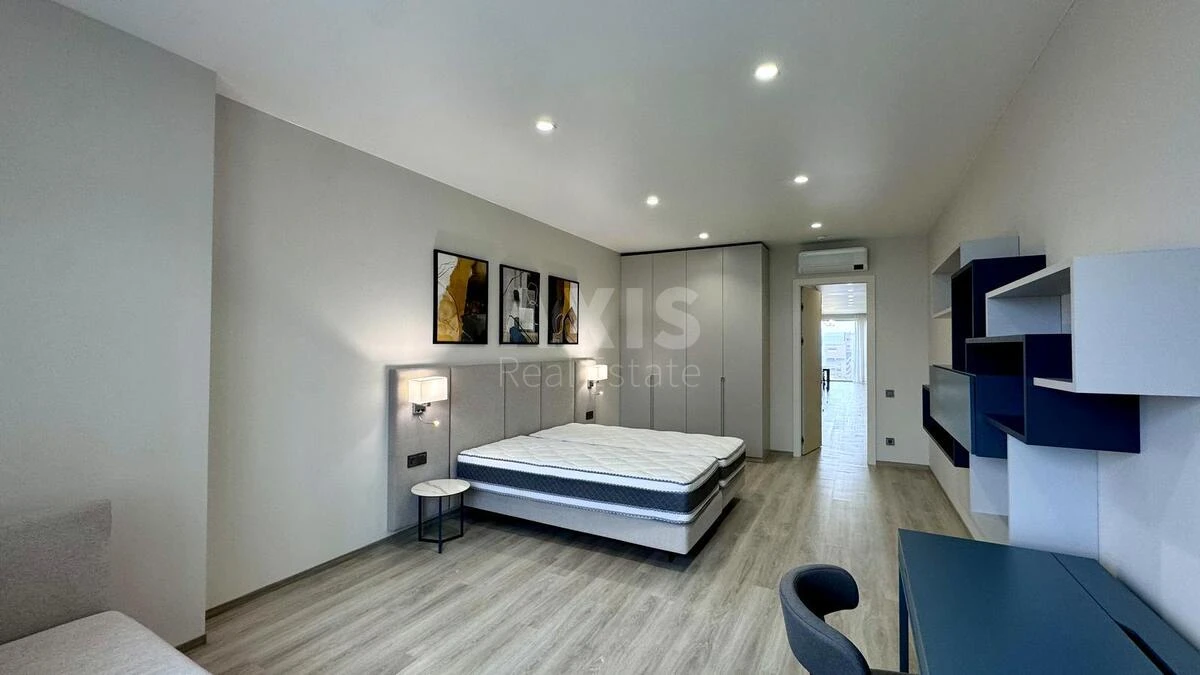3k apartment vul. Antonovycha 118/9684633