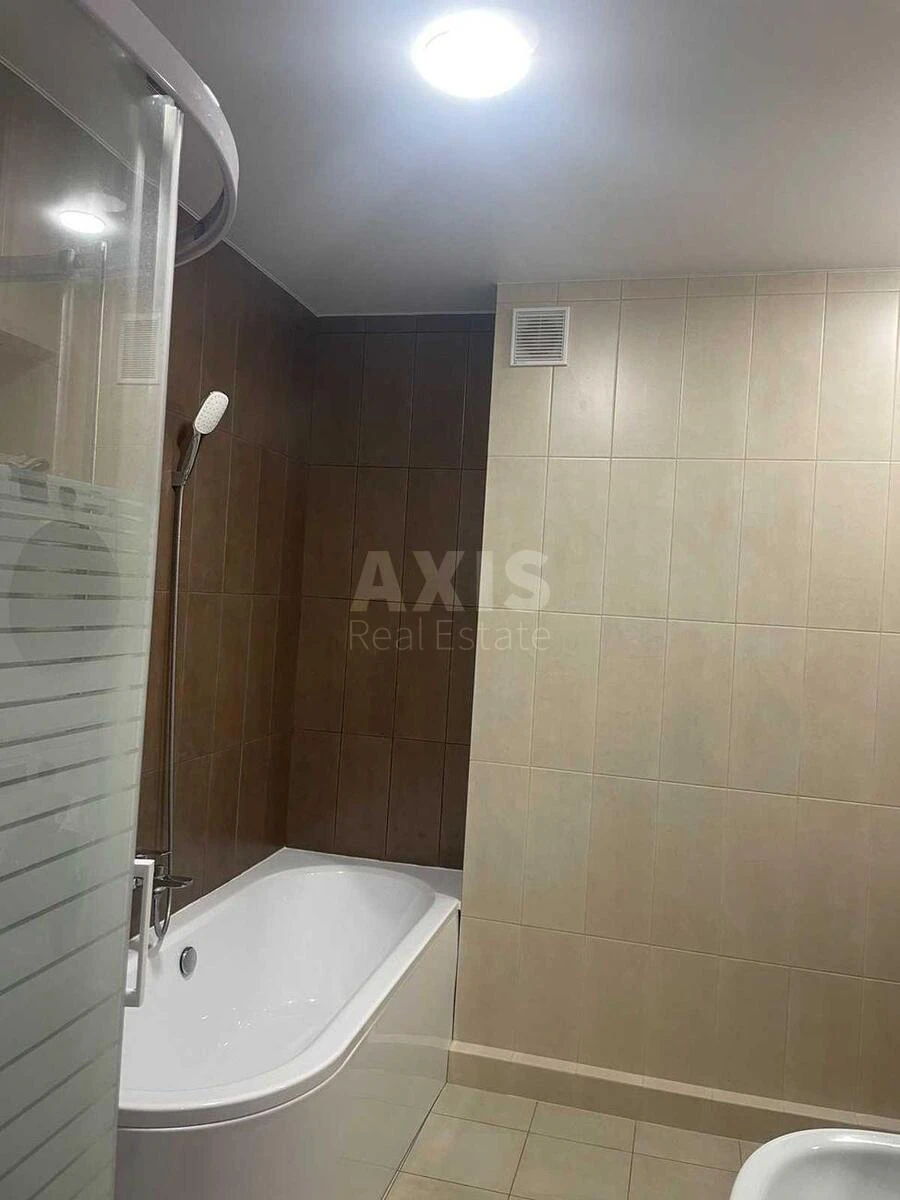 2k apartment vul. Radystiv 43Н711488