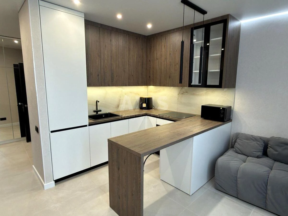 1k apartment vul. Naberezhna 2568207