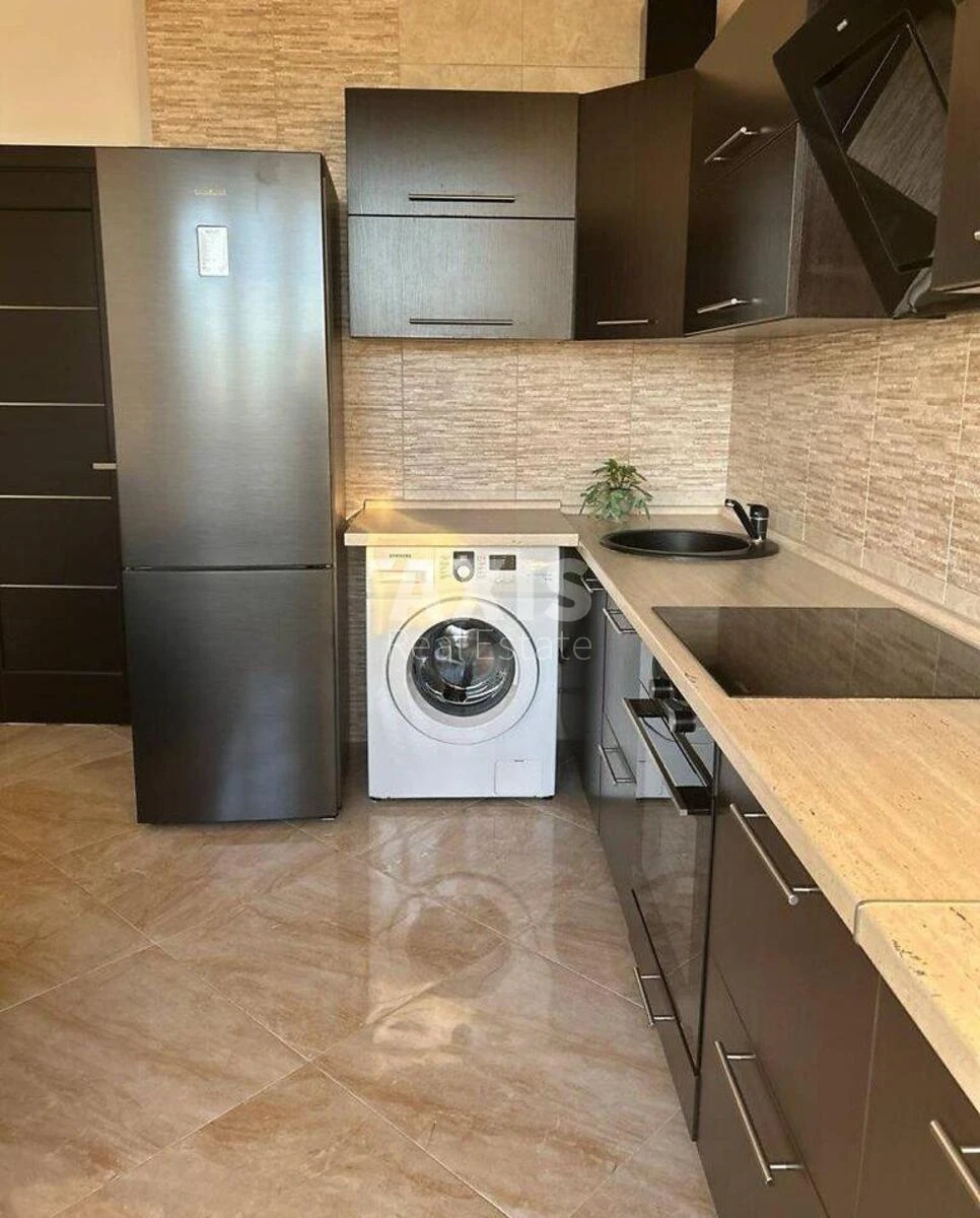 1k apartment vul. Feodosijs'ka 2Л48670