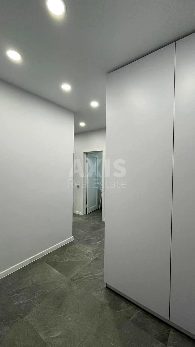 2к квартира ул. Бережанская 156364011