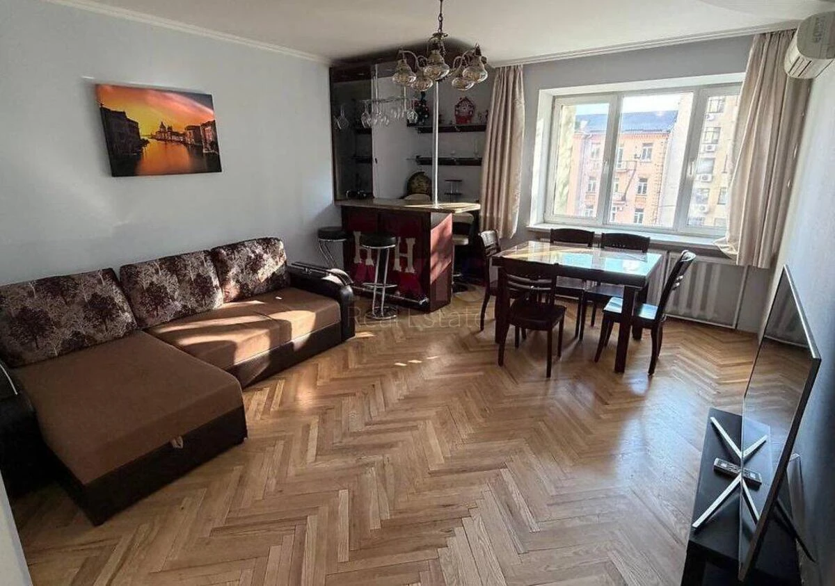 3k apartment vul. Antonovycha 103А687641