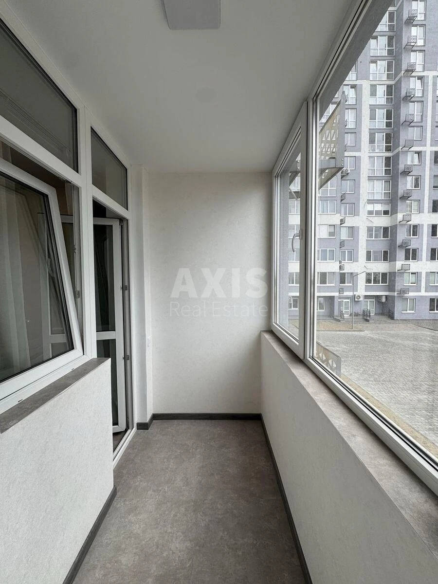 1k apartment vul. Revuc'kogo 40Б6878210