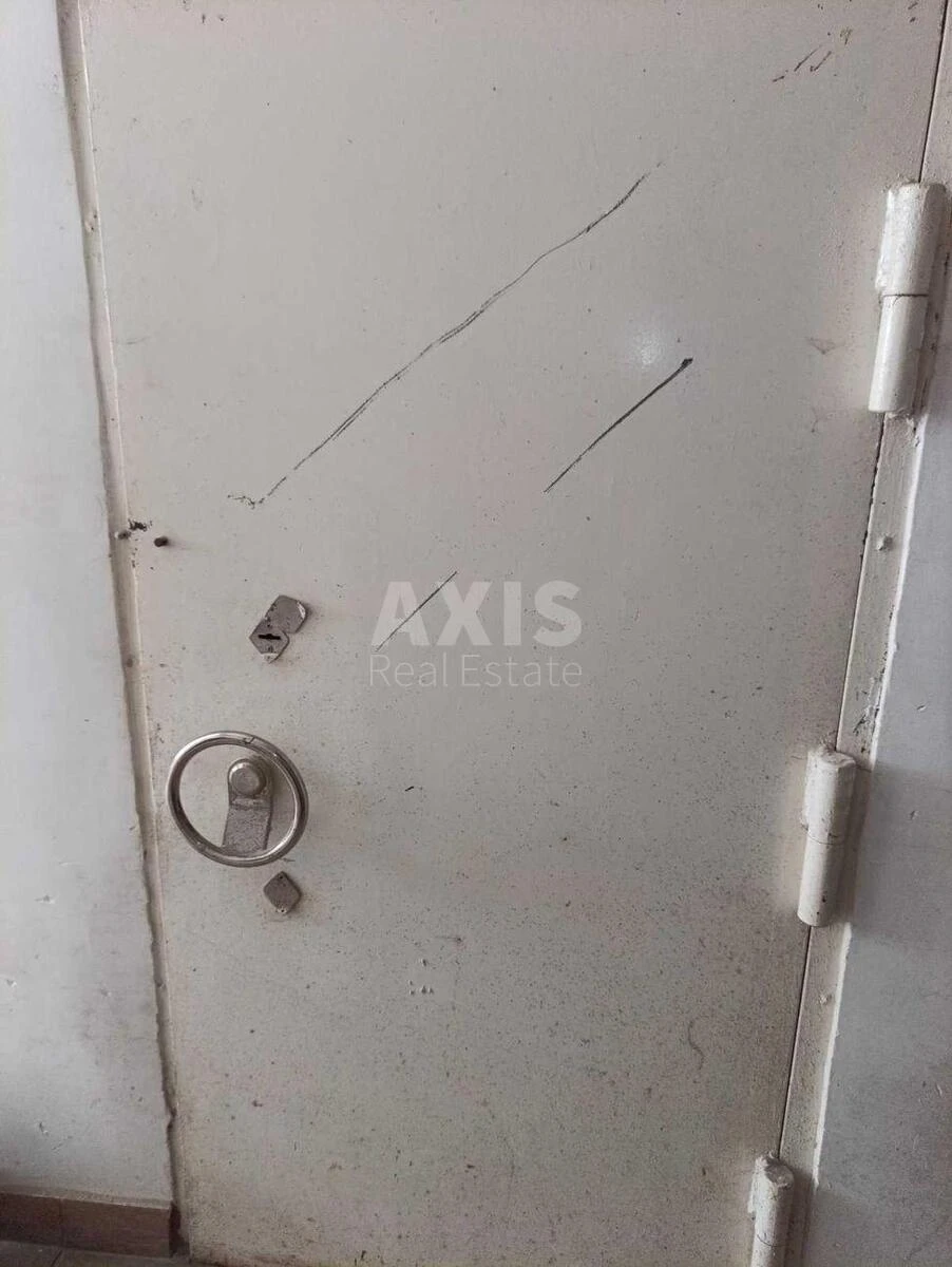Trade object vul. Dmytrivs'ka 71, 4200m27004810