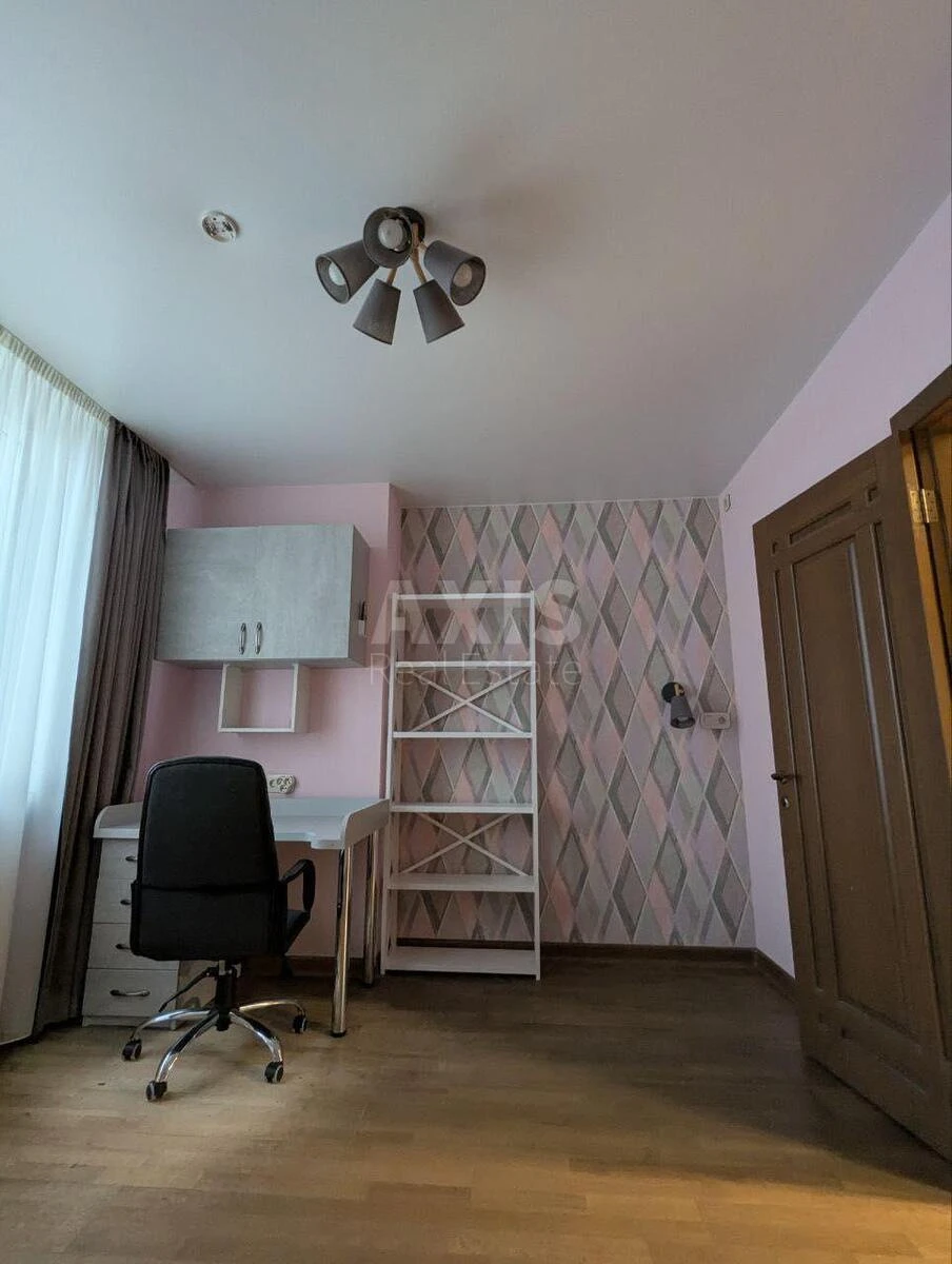 3k apartment vul. Ahmatovoi' Anny 30653182