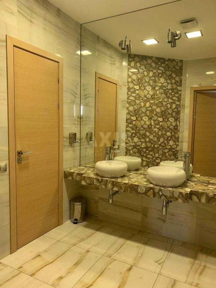 Office vul. Chavdar Jelyzavety 7, 175m2675747