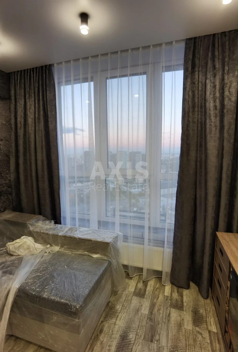 1k apartment vul. Grechka Marshala 12К604787