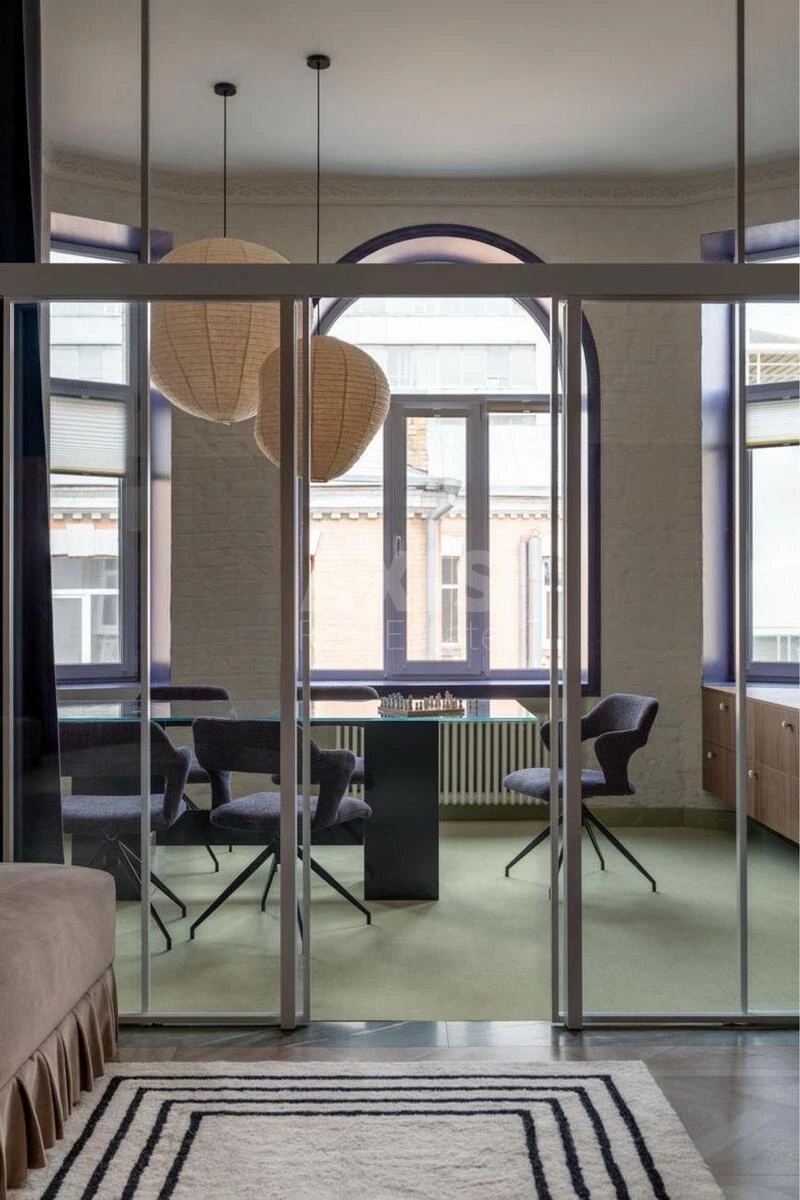 Office vul. Rustaveli Shota 15Б, 130m2674986