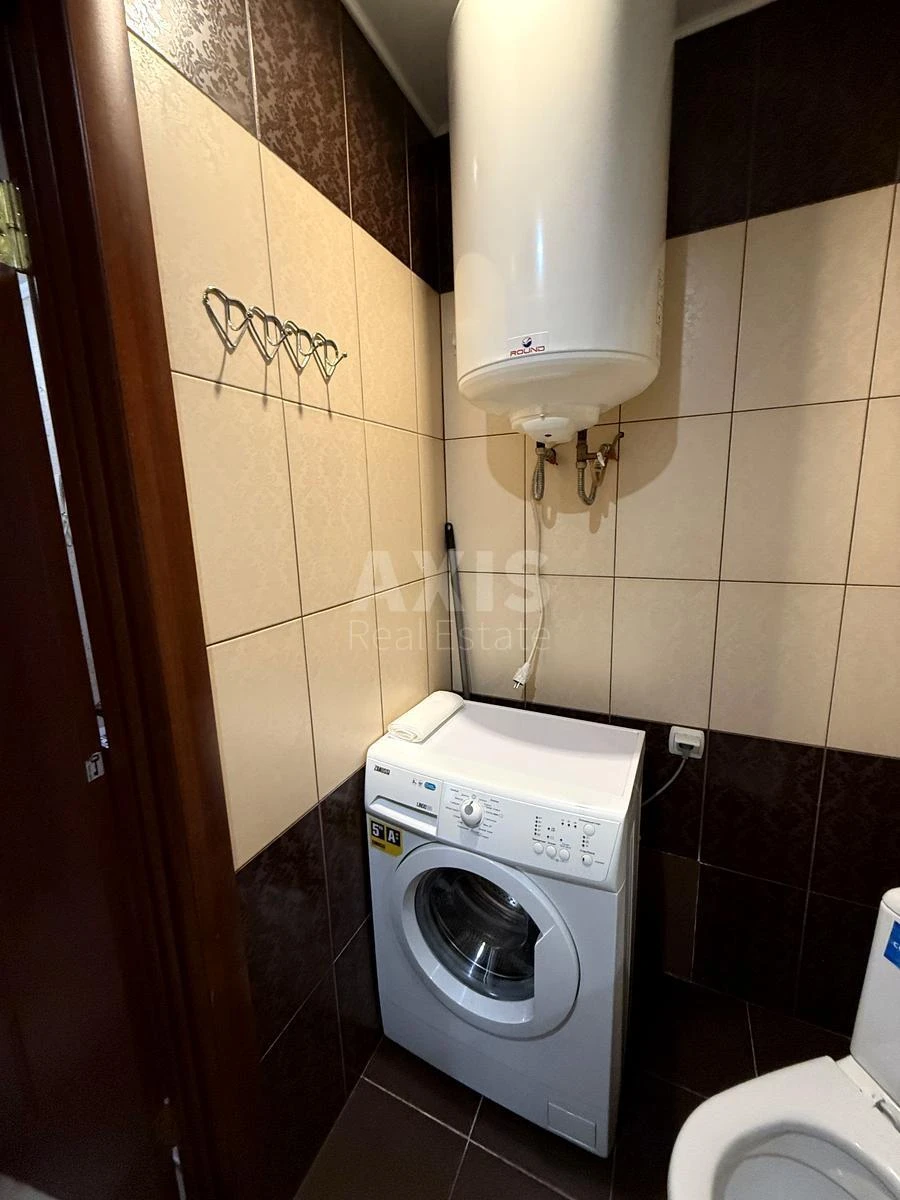 2k apartment vul. Suvorova 18/206383413