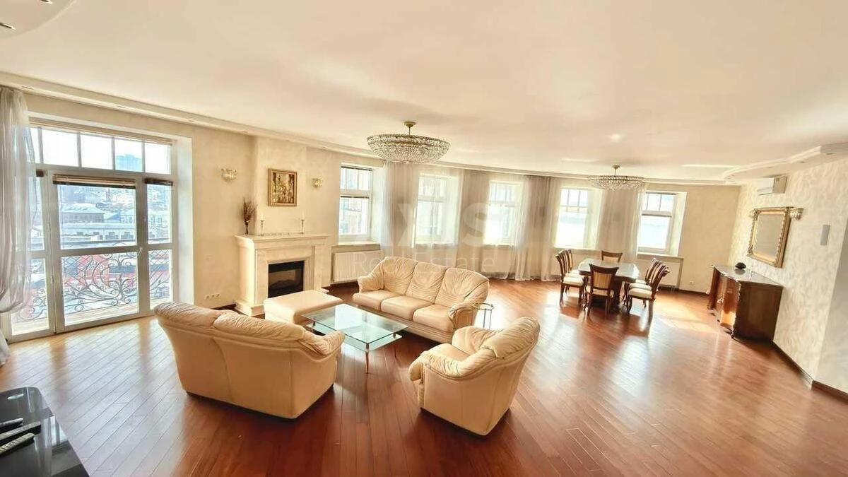 4k apartment vul. Irynyns'ka 5/24672240