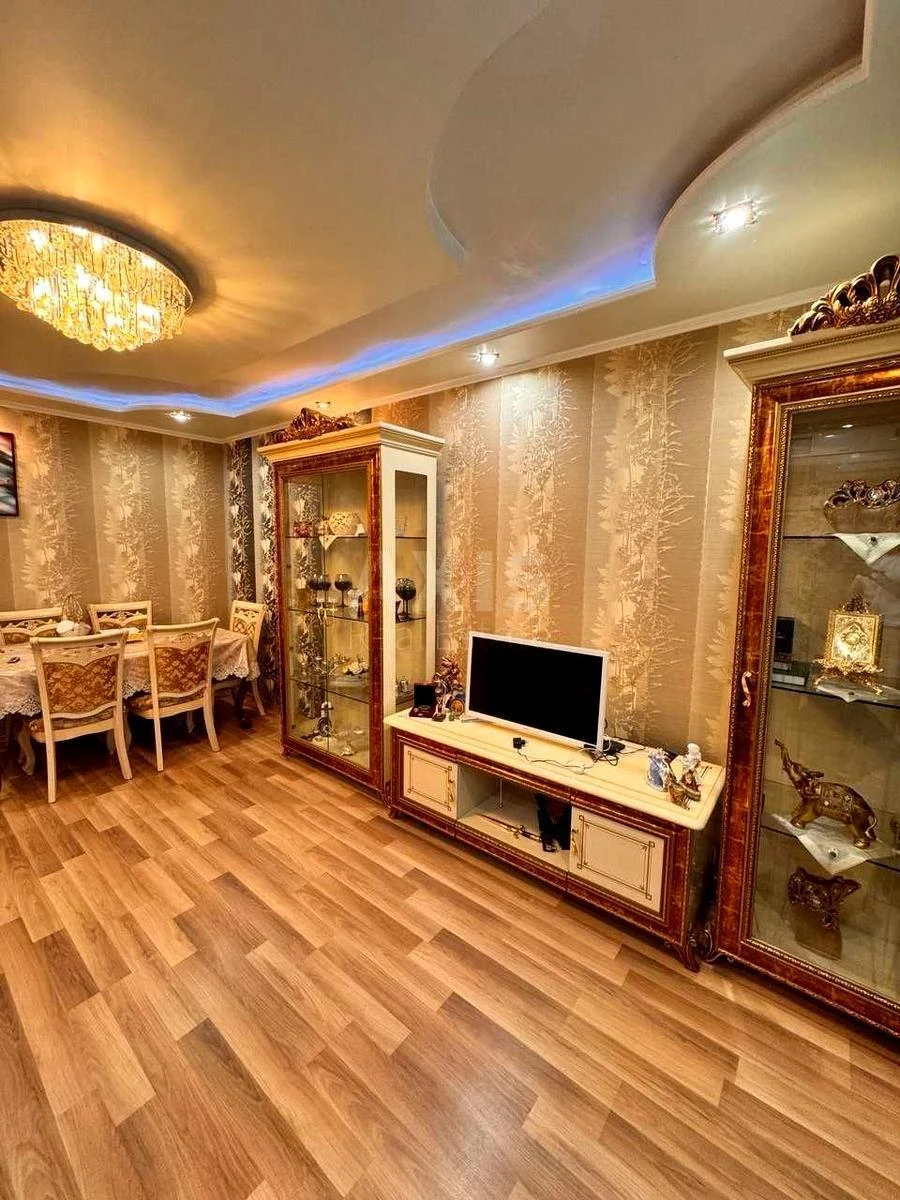 3к квартира ул. Ревуцкого 19/1703852