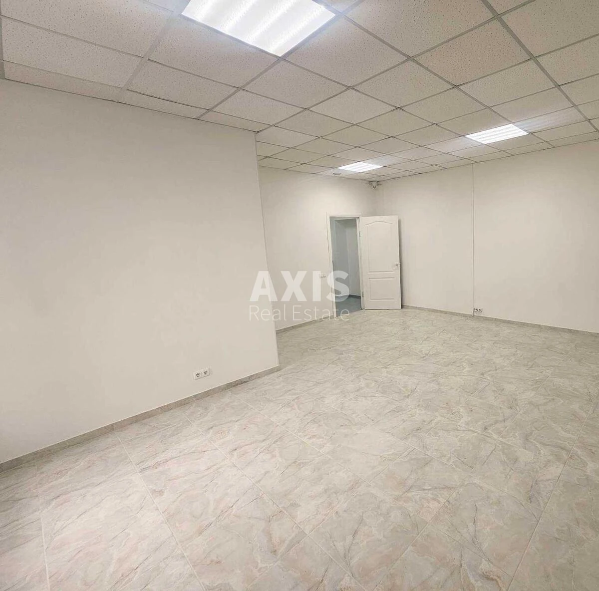 Trade object pr-t Romana Shuhevicha 2А, 57m260229