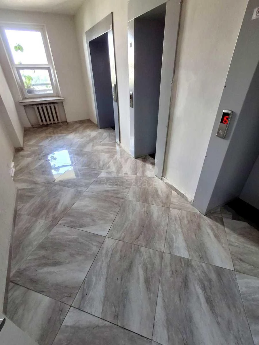 3k apartment vul. Staronavodnyc'ka 8Б7054820