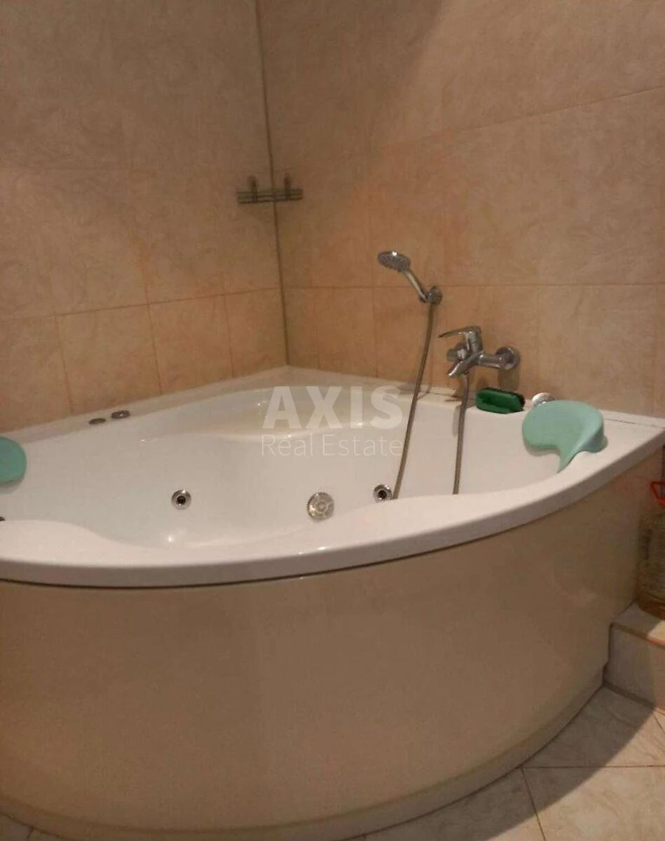 2к квартира ул. Львовская 22А690497