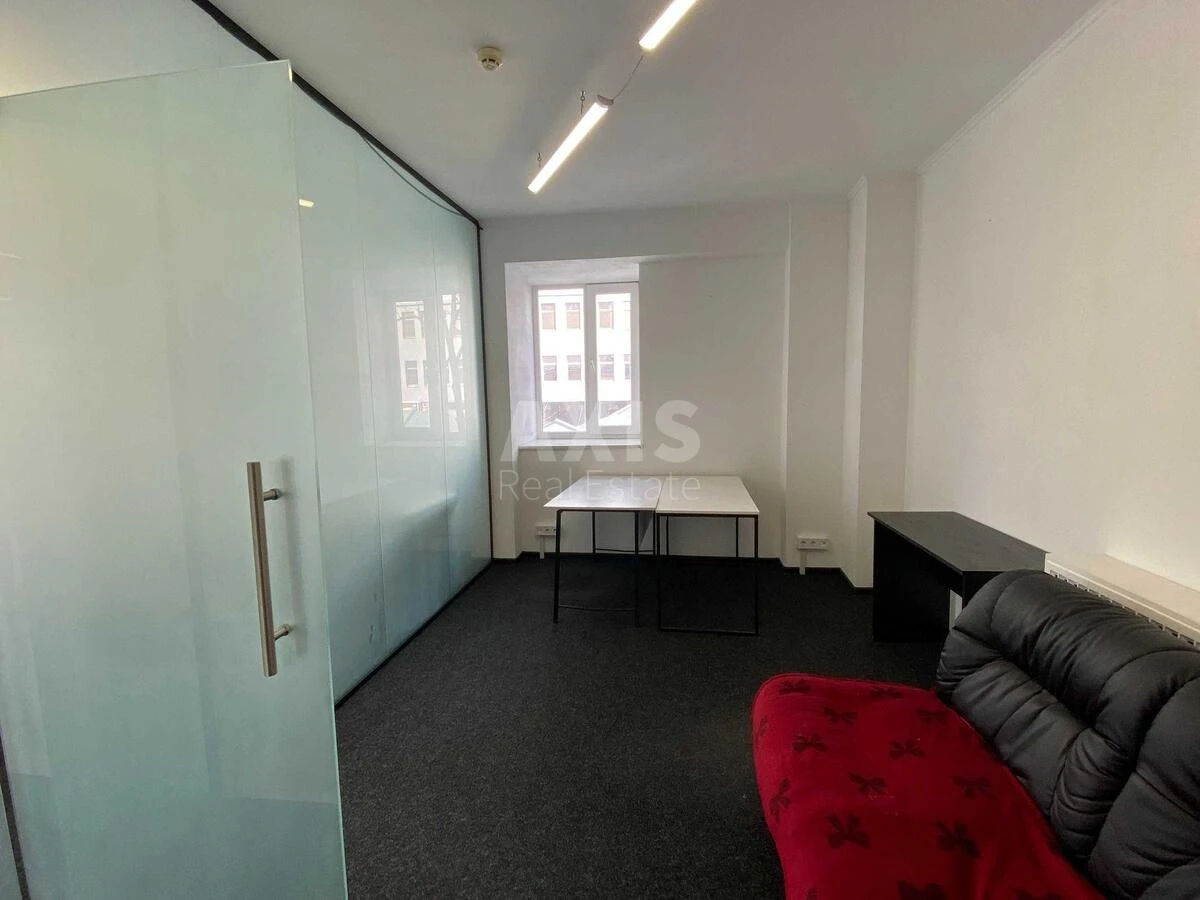 Office vul. Volodymyrs'ka 10, 160m2663222