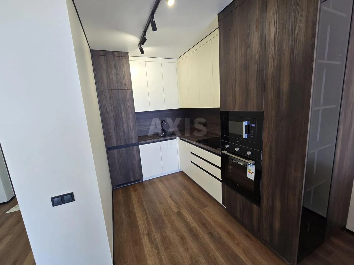 1k apartment vul. Rodyny Kristeriv 16