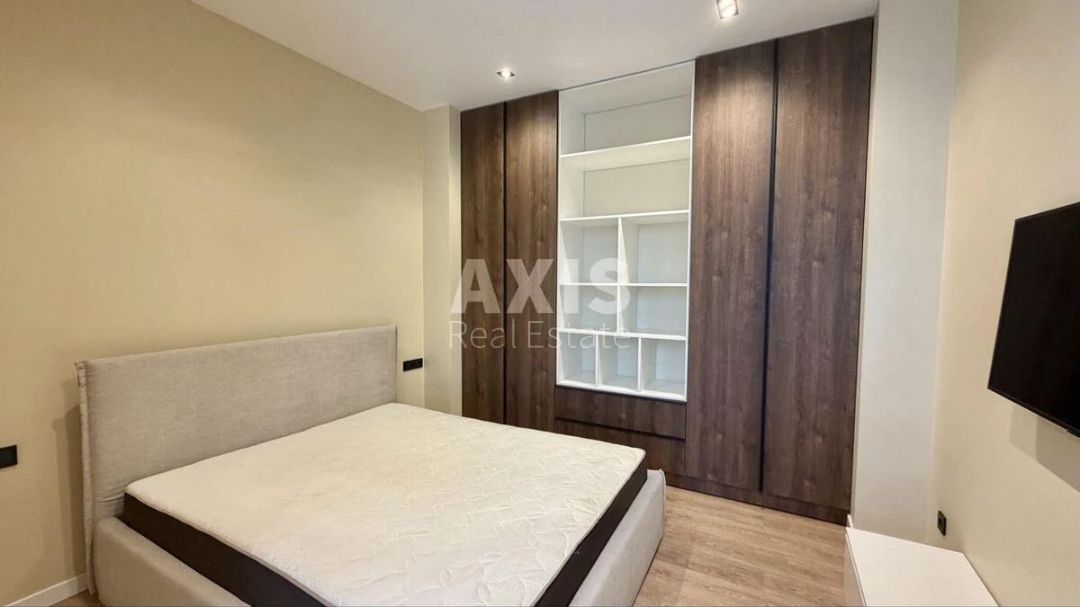1k apartment vul. Antonovycha 446930612
