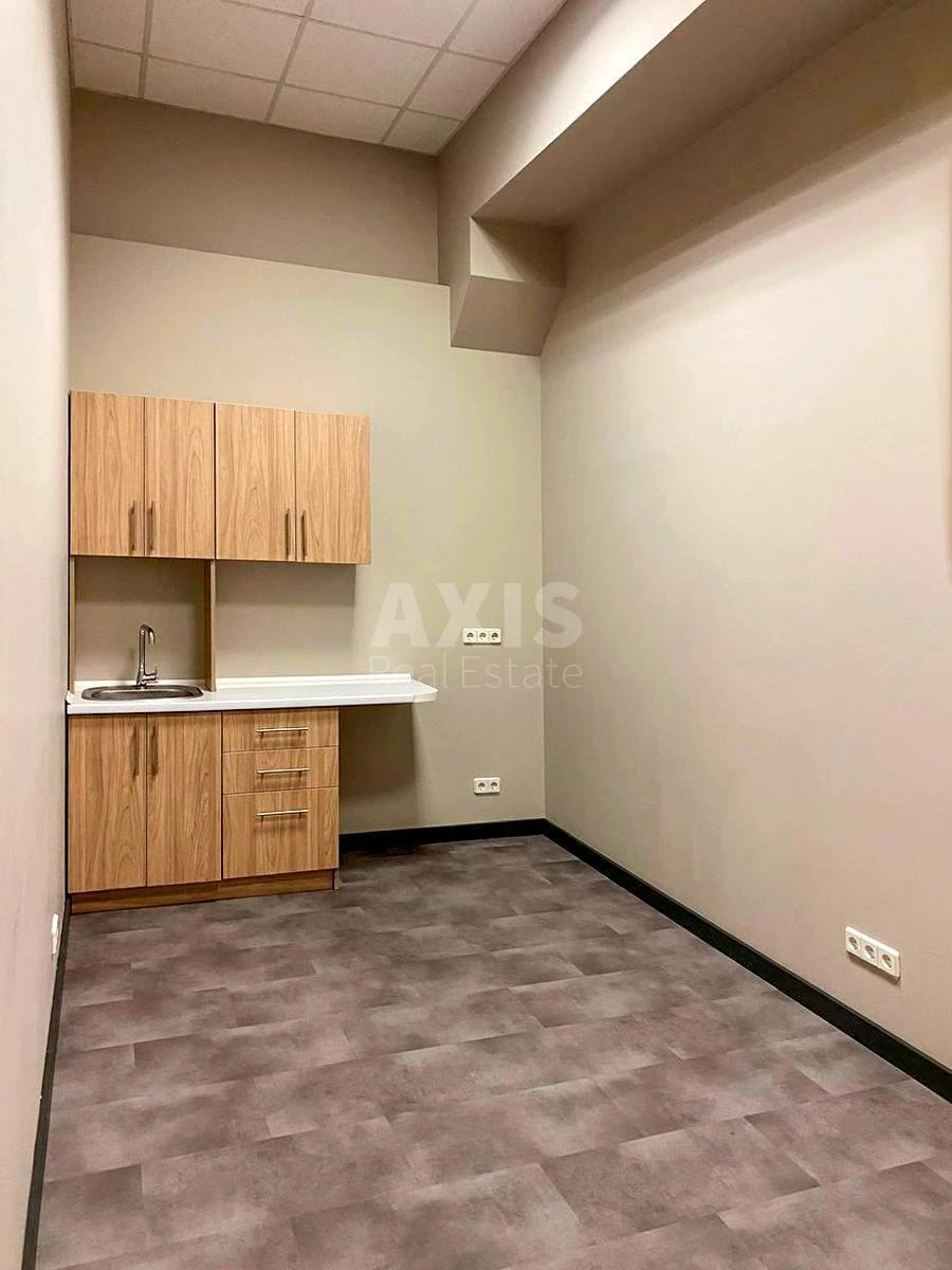 Office prov. Ohots'kyj 7, 277m2678685