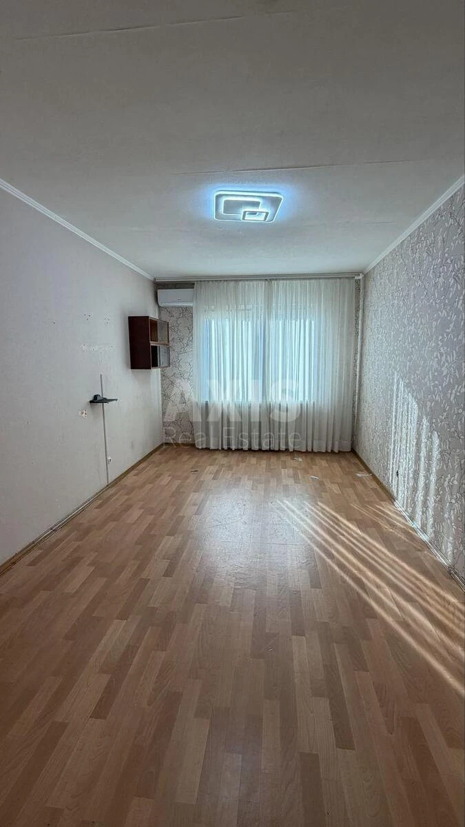 2к квартира ул. Милославская 12698553
